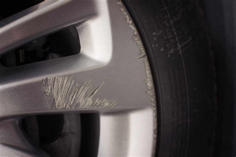 remove scratches from alloy rims